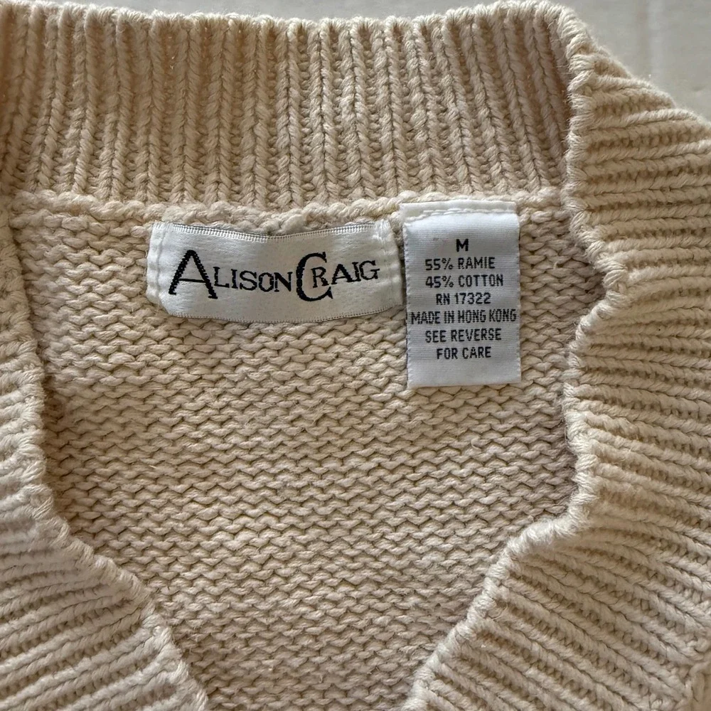 Vintage Alison Craig Women's Cream Floral Rose Ribbon V Neck Knit Sweater Size M